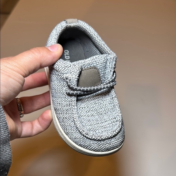 Old Navy Slip-On Deck Shoes for Toddler Boys Size 7 - Picture 6 of 10